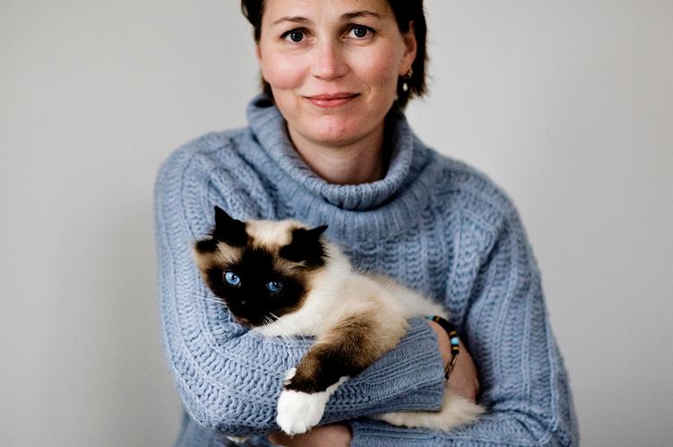 Christine har samlet set betalt mere for sin kats behandliner, end hvad en ny ville koste.