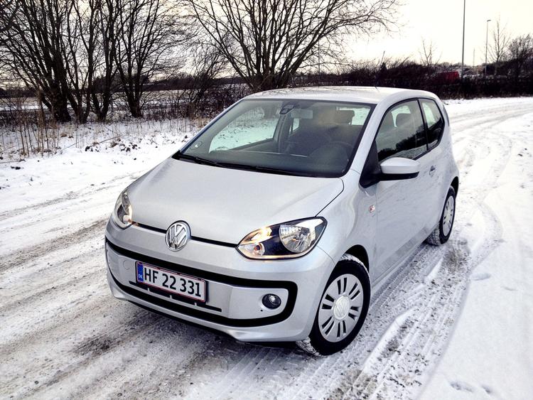 Udfordrer. VW Up blander sig nu i dysten blandt biler til 100.000 kroner. Den står stærkt, men er ikke uden kiksere. 