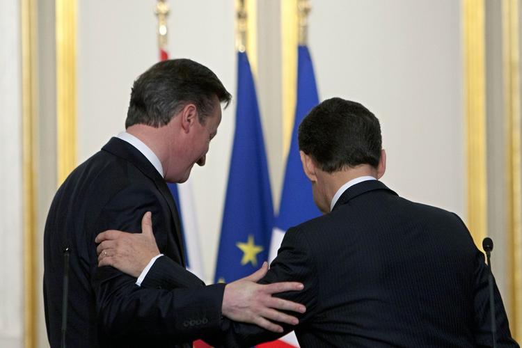 Spørg. Det bliver ikke et nyt Libyen, men der er alligevel mulighed for hjælp udefra, siger Sarkozy og Cameron. 