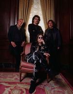 Aflysning. Tony Iommis (bagerst i midten) kræftsygdom gør, at Black Sabbath aflyser deres koncert på Jelling Musikfestival.  Ozzy Osbourne (forrest) overtager pladsen i programmet med Ozzy &amp; Friends. 