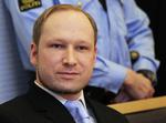 Den 32-årige massemorder Anders Behring Breivik hævder, at han havde en længere liste over terrormål. 
