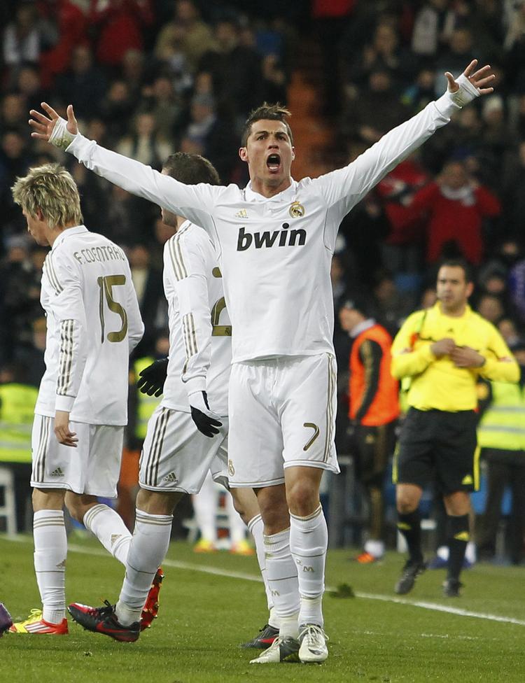 Målmaskine. Ronaldo går på målgat i Moskva. Har har scoret ufattelige 35 mål i 34 kampe i denne sæson. 