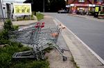 Mad. Det er ikke kun sprutten, der købes på den anden side af grænsen længere. Her er vi ved en grænsebutik i Aventoft ved den dansk tyske grænse. 