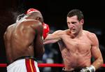 pointsejr. I sine 30 kampe var Carl Froch lidt to nederlag, til Mikkel Kessler og i Super Six-finalen. 