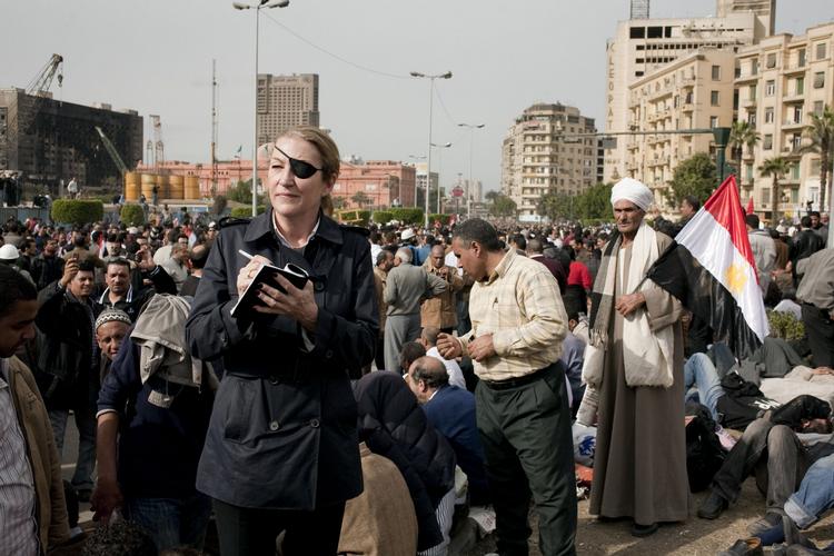 Den garvede krigskorrespondent amerikanske Marie Colvin meldes dræbt i Syrien. 