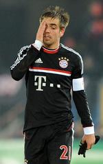 Nedtur. Bayern-anfører Philipp Lahm kunne ikke finde en passende grimasse efter 0-1-kampen i Basel. 