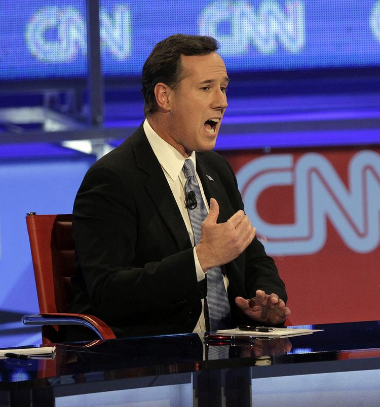 Rick Santorum mødte kraftig modstand i den første tv-debat i næsten en måned. Debatten var forhånd udråbt til en slags finale inden primærvalgene i delstaterne Arizona og Michigan på tirsdag. 