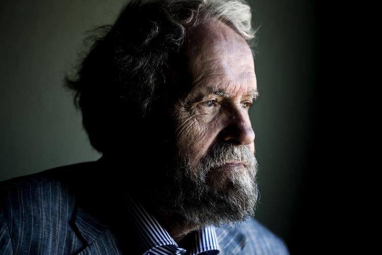 Politiklagenævnet har afgort, at politiet anvendte unødvendig megen magt ved anholdelse af Johannes Møllehave. 
