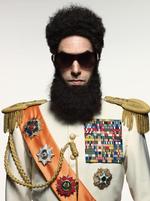 forklædt. I sin seneste film spiller Sacha Baron Cohen en Gaddafi-lignende diktator. 