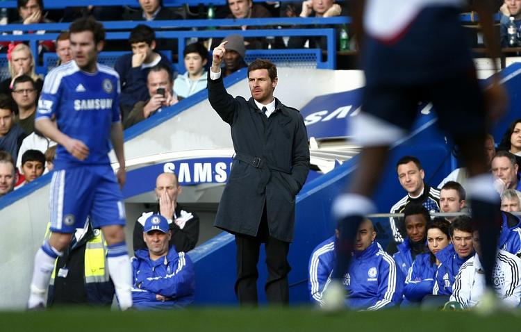 sejr. Det blev en af de mere rolige dage på kontoret for Andre Villas-Boas, som kunne se sit mandskab vinde 3-0 over Bolton. 