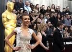 Oscar. Giuliana Rancic var en af de første på den røde løber ved Kodak Theatre. 