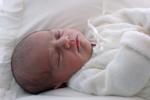 Zzzzzzzz. Estelle Silvia Eva Mary er navnet på Sveriges nye prinsesse, som, ifølge statsministeren Reinfeldt, både ligner sin far og mor. 