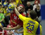 GENSYN. AG København håber på et gensyn med Fredrik Larsson, Sävehofs svenske landsholdsspiller, som mødte Mikkel Hansen ved VM sidste år. 