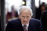 Oliemilliardær. Den aftale, som den borgerlige VK-regering indgik med Mærsk, er blevet udsat for kritik, fordi statens indtægter fra nordsøolien ikke er steget i samme takt som for eksempel A.P. Møller-Mærsks. 