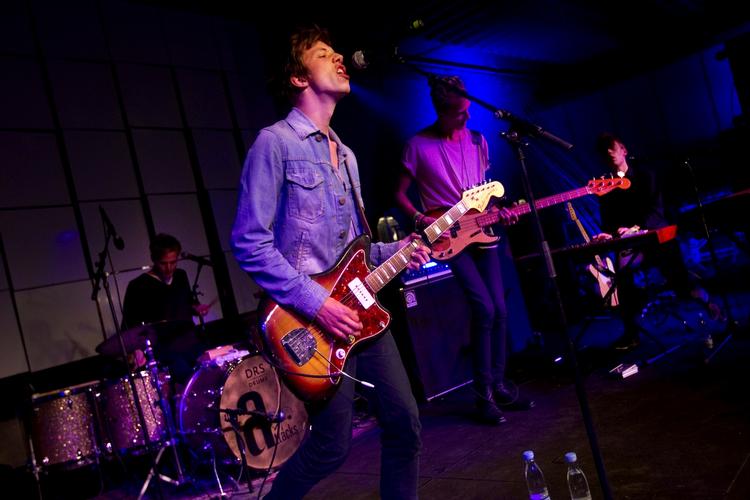 Rising. Ulige Numre er blandt Roskilde Risings unge bands. 