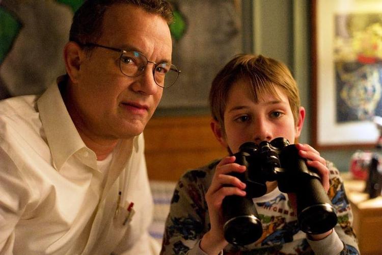 Filmatisering. Bestselleren 'Ekstremt højt og utrolig tæt' er blevet til en film. Men ikke en ubetinget vellykket en af slagsen, mener flertallet af amerikanske anmeldere. 