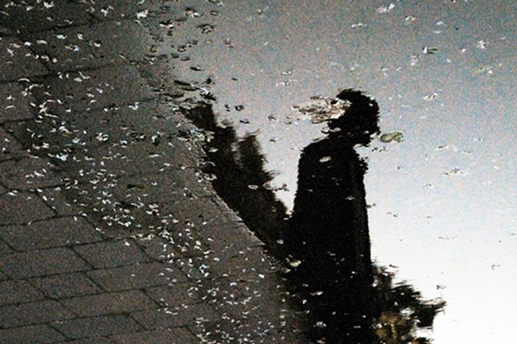 Anonym. Burials sande identitet var i lang tid ukendt. I dag ved man, at hans borgernavn er William Bevan. 