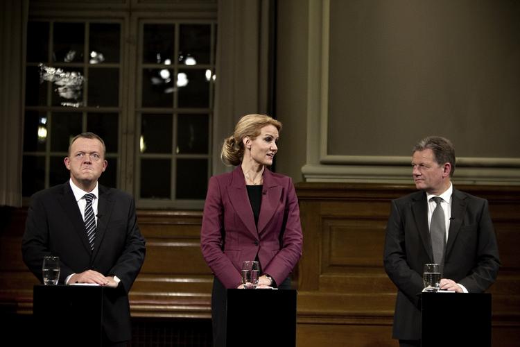 Sammenhold. Siden Helle Thorning-Schmidts valgsejr i september har Lars Løkke Rasmussen (t.v.) haft travlt med at løbe fra regningen, mener tre fremtrædende ministre fra regeringspartierne. 