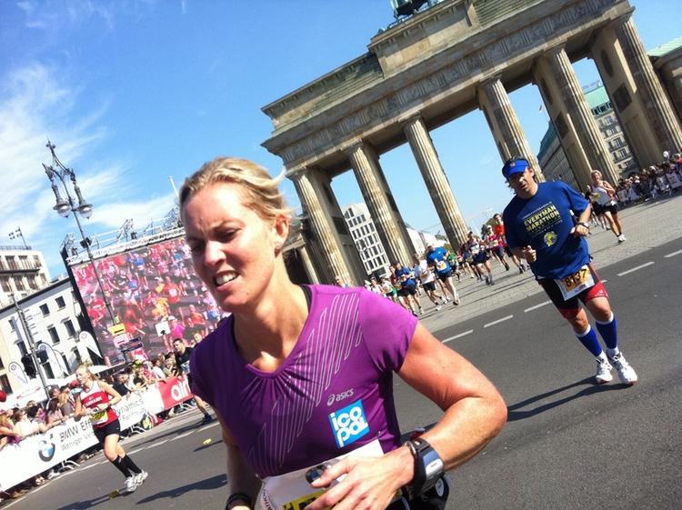 RØVERKØB. Køb dit næste storbysmaraton i Berlin, Paris og Barcelona af en løber, som ikke kan komme afsted selv. Ofte kan du spare penge. 