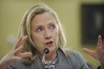 BABYSKRIDT. USA's udenrigsminister Hillary Clinton kalder atomaftalen med Nordkorea »skridt i den rigtige retning« 