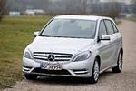 stabil. Den testede Mercedes B 200 CDI har rigelige kræfter og kører stabilt og behageligt. 
