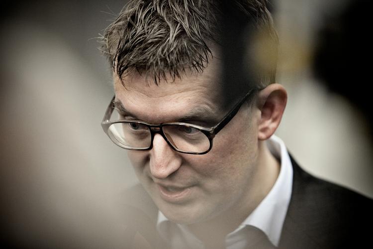 Skattebetaling. Tidligere skatteminister Troels Lund Poulsen (V) ærgrer sig over, at regeringen lukker den skattekonto, han oprettede som minister. Arkivfoto. 
