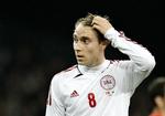 mobbet. I Ajax driller de Christian Eriksen med udsigterne til EM-kampen om tre måneder. 
