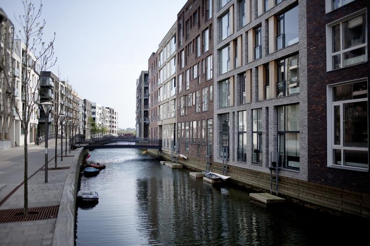 LUKSUS. Det er blevet meget dyrere at leje lejligheder i hovedstaden - her nybyggeri i Sluseholmen. 