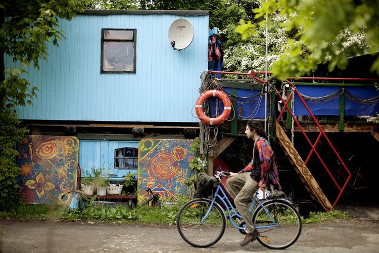 Folkeaktier. »Indtil Christiania får åbnet fristaden og viser sin eksistensberettigelse, tvivler jeg på befolkningens økonomiske opbakning«, skriver Torben Vemmelund. 