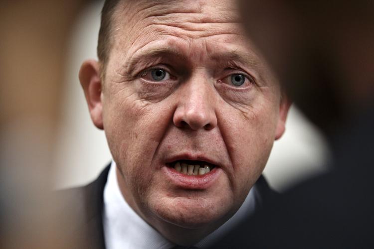 Skod. Lars Løkke Rasmussen (V) var rygende dyr for danskerne at have siddende i Statsministeriet. 