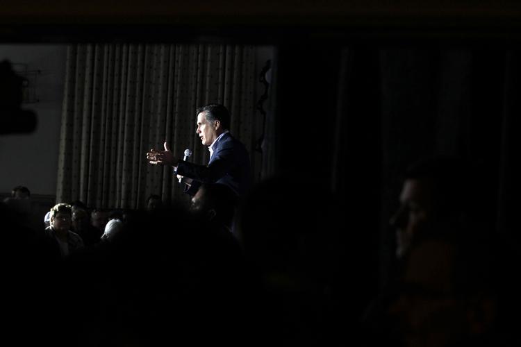 vinderen? Mitt Romney er svag favorit til at vinde supertirsdag. Her er han til valgmøde i den vigtige stat, Ohio. 