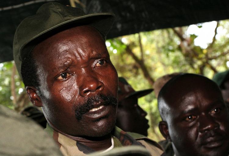 Facebook.  Danskere strømmer til Facebook på grund af den virale video 'Kony 2012'. 