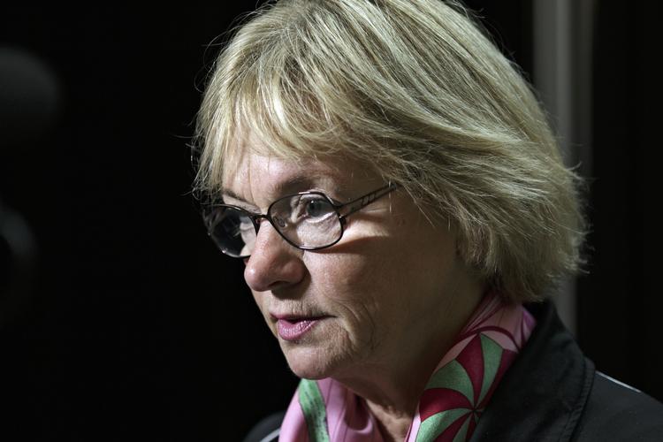 MÅL. Pia Kjærsgaard blev udsat for fremmet mundvand, da hun i august sidste år var til Dolly Parton-koncert. 