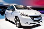 Strammet op. Peugeot 206 er kortere end forgængeren 207, men har alligevel mere plads i kabinen. 