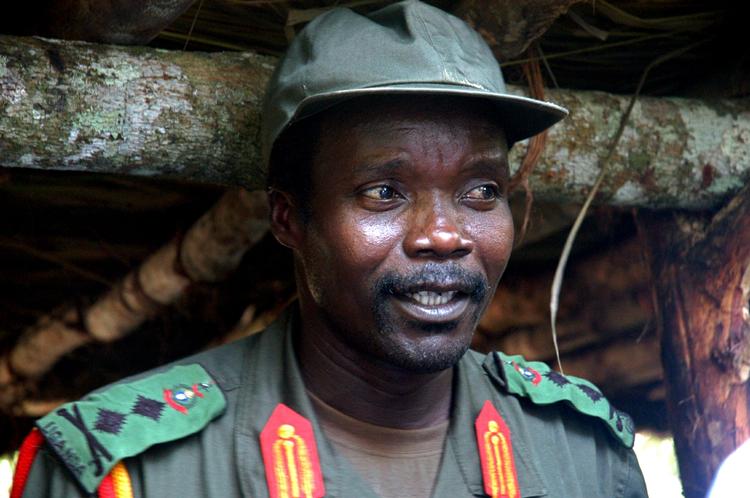 Eftersøgt.  Mere end 24 millioner har set video på nettet der vil bringe Joseph Kony for en international domstol. 