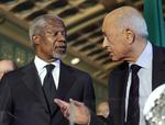Fredsforhandler. Kofi Annan (tv.) er udsendt af USA og Den Arabiske Liga, hvis chef, Nabil Alaraby, han her taler med under et møde i Cairo forud for Annans rejse til Syrien. 