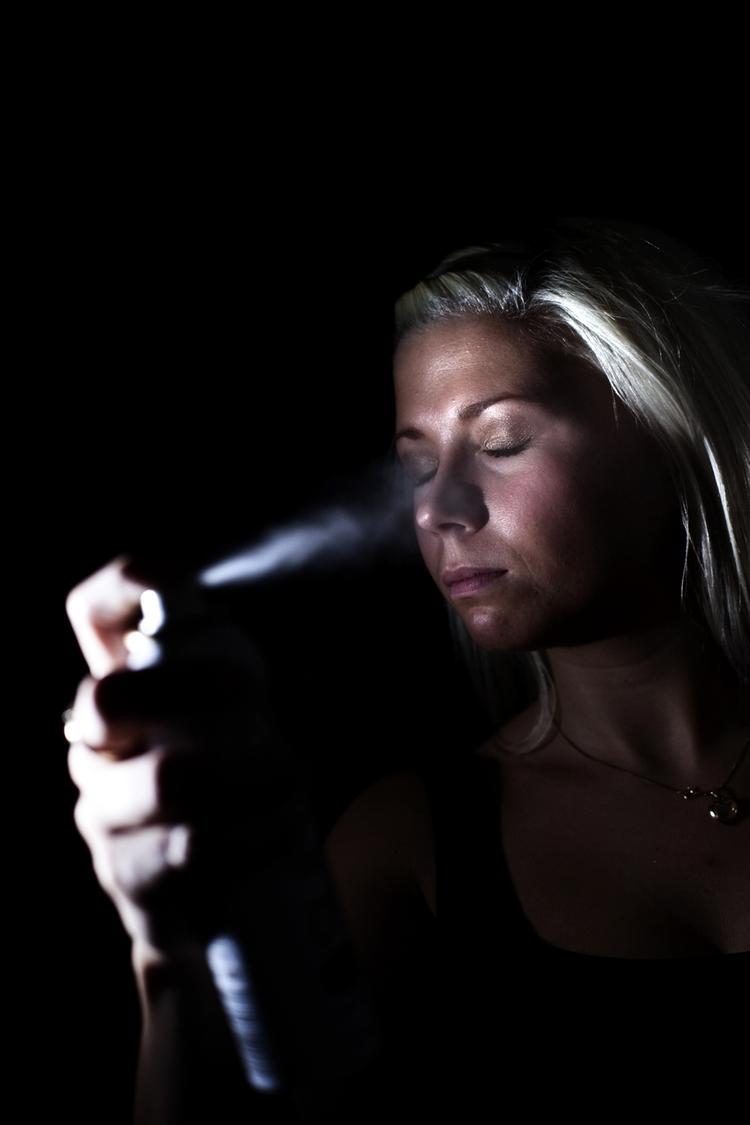 Spray. Der er delte meninger om nødvendigheden af selvbruner. 