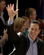 Vinder. Rick Santorum står til over halvdelen af stemmerne i dagens valg i Kansas. Her er han på kampagnetur i byen Topeka i går. Foto: Charlie Riedel/AP 