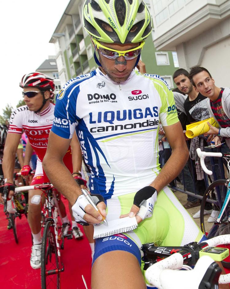 Raseri. Vincenzo Nibali er utilfreds med holdkammeraten Peter Sagan. 