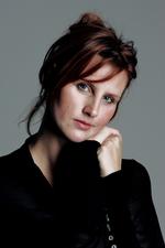 sent. Sanne Gottlieb har tidligere både sunget avantgarderock i sin ungdom, electropop i Japan og deltaget i Melodi Grand Prix. 