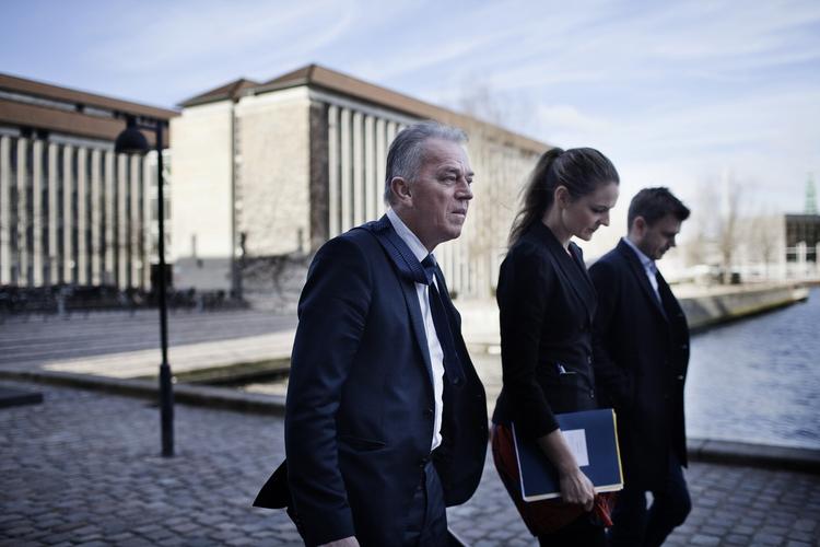 politik. Udenrigsminister Villy Søvndal (SF) begyndte dagen med en konference om blandt andet menneskerettigheder i sit eget ministerium. 