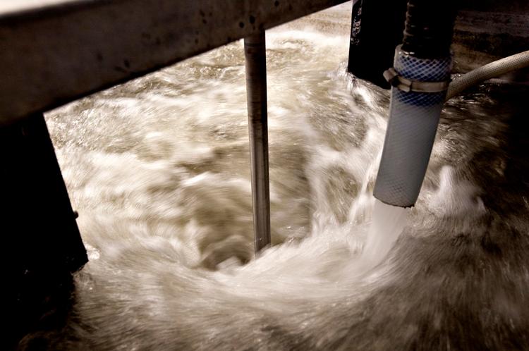 VÅDT. I nogle kinesiske byer er tabet i vandledningerne på 50 procent, men det spild skal dansk teknik ændre på. 