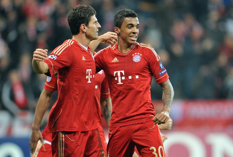 hattrick. 3-0, 4-0, 5-0, 6-0 scorede Mario Gomez (tv.) til mod FC Basel. 