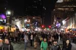 Mylder. 6th Street er gaden over dem alle i Austin. Under SXSW er alt lukket af for trafik, og hver en bar med respekt for sig selv afholder koncerter. Det samme gør pizzarierne. Og cykelhandleren. Hvorfor ikke? 