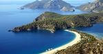 HØJDESPRINGER. Tyrkiet er et hit blandt danskerne. Her er det kysten ved Fethiye Oludeniz. 
