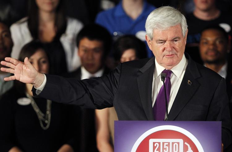 taberen. Newt Gingrich tabte til Rick Santorum i nat. Hvis ikke han snart trækker sig, vil det skade republikanerne, mener ekspert. 