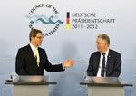 storpolitik. Udenrigsminister Guido Westerwelle fra Tyskland og udenrigsminister Villy Søvndal (SF) har diskuteret EU's fremtid over telefonen. 