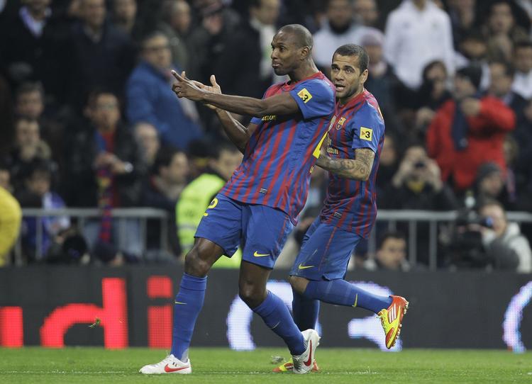 Stamspiller. Med 38 kampe indtil videre i denne sæson er Eric Abidal (t.v.) en af Barca-træner Josep Guardiolas foretrukne mænd i defensiven. 