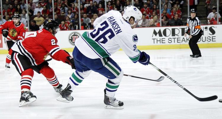 Kasse. Jannik Hansen har spillet samtlige 73 kampe for Vancouver i denne sæson og har scoret 15 ganeg og leveret 19 assist. 