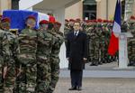 STATSBEGRAVELSE. Præsident Nicolas Sarkozy ærede de dræbte soldater ved en ceremoni onsdag i Montauban nær Toulouse. 